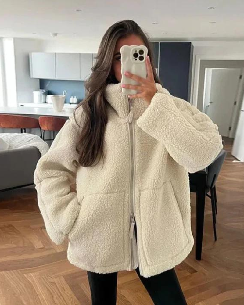 Penelope – Kuschelige Teddy-Pufferjacke