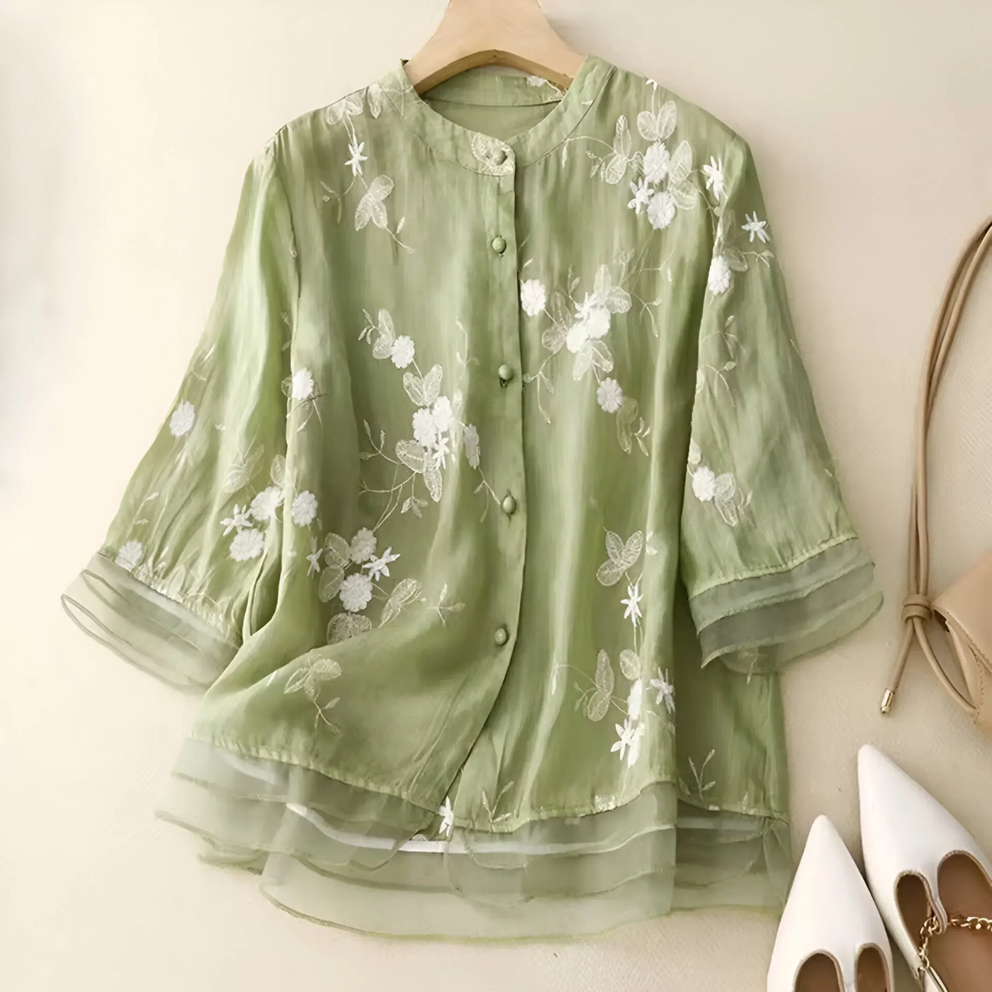Celest – Baumwolltop mit Blumenstickerei 