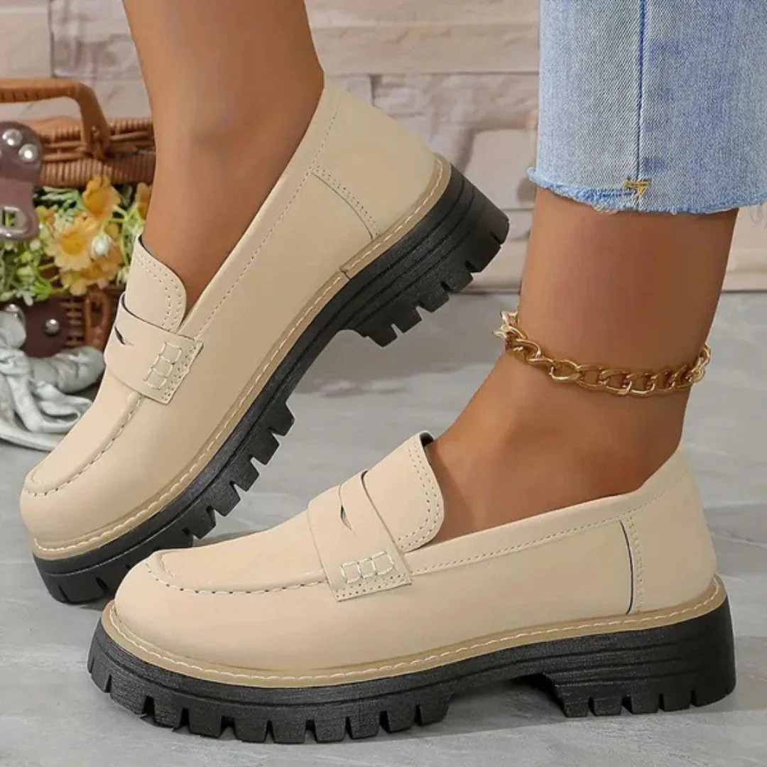 Chaye – Matte Schuhe im britischen Stil 