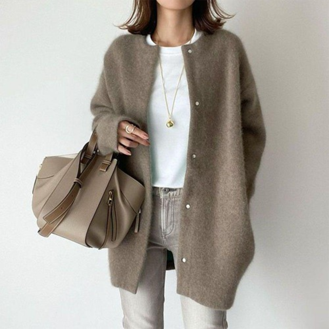 Ella – Schicke und stylische Strickjacke