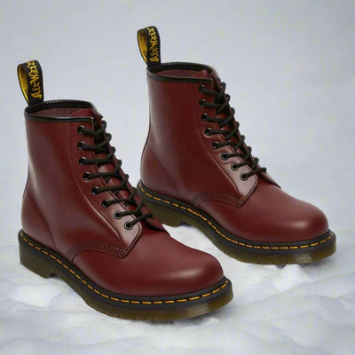 Niedrig geschnittene Alltagsstiefel aus Leder