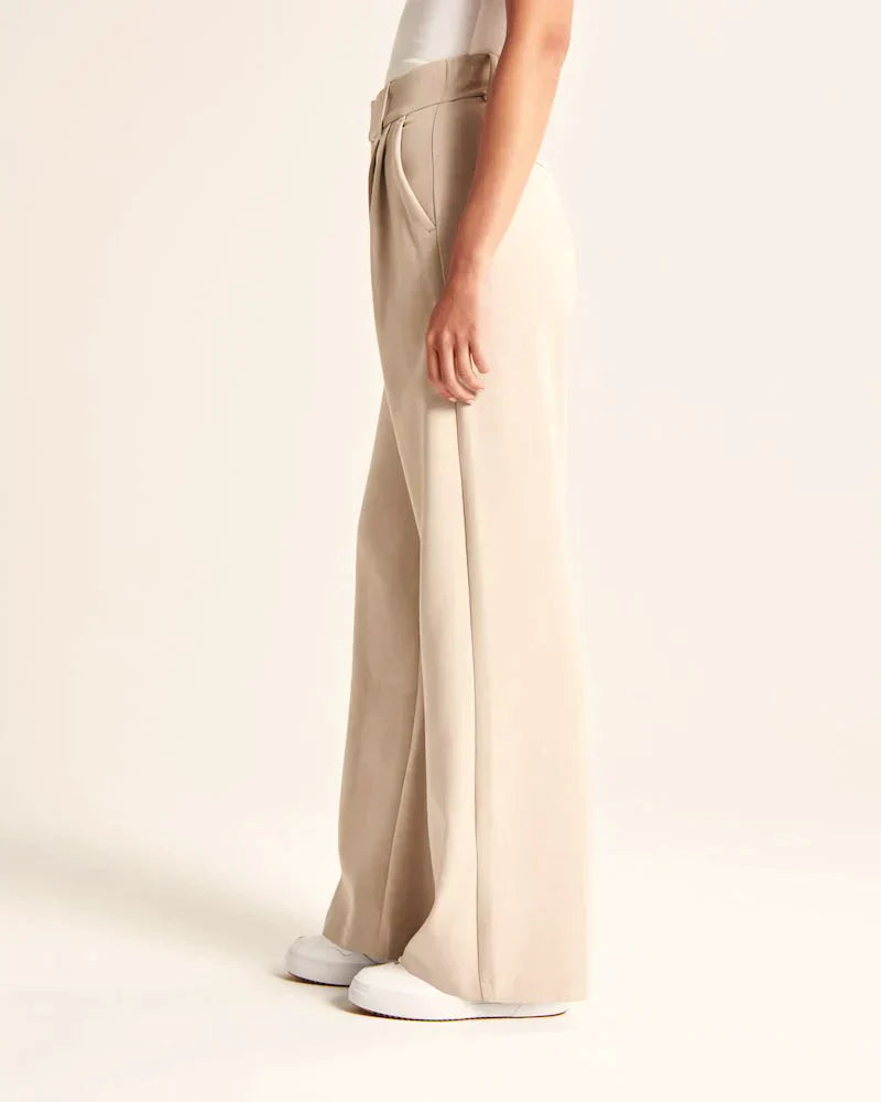Maßgeschneiderte Hose mit weitem Bein 