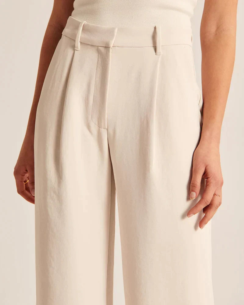 Maßgeschneiderte Hose mit weitem Bein 