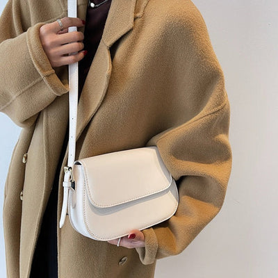 Priscilla - Schulterhandtasche aus veganem Leder 