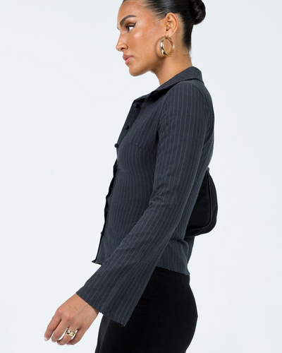 Carina – Langarmshirt mit Streifenkragen 