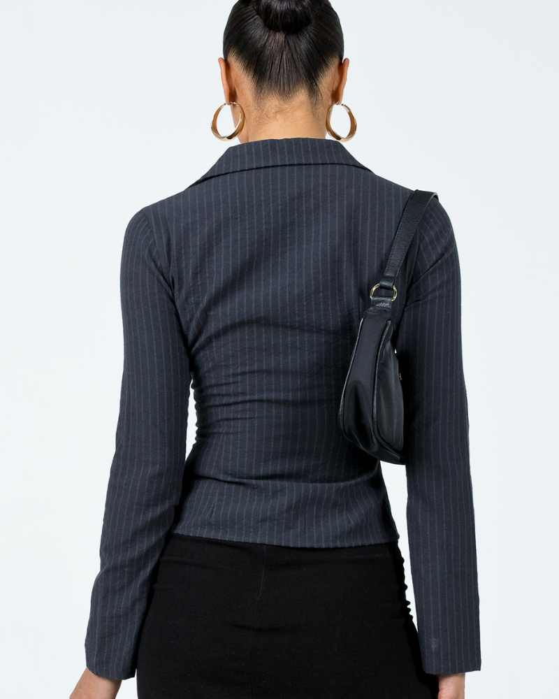 Carina – Langarmshirt mit Streifenkragen 