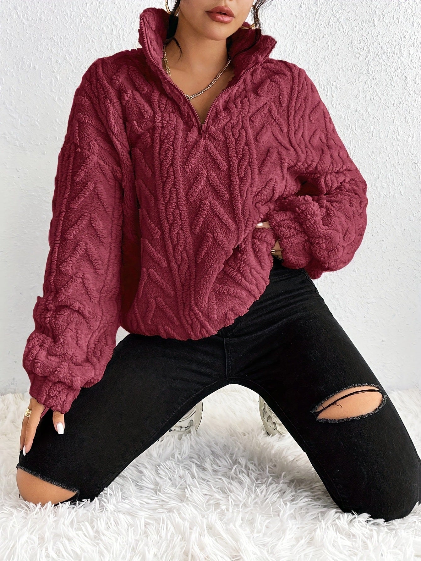 Aila – Flauschiger Pullover mit Reißverschluss 