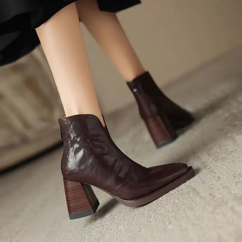 Aphixta Plüsch-Stiefeletten aus Leder