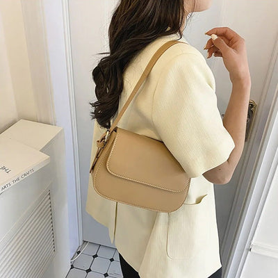 Priscilla - Schulterhandtasche aus veganem Leder 