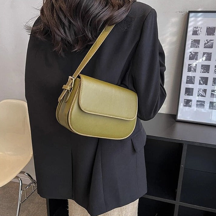 Priscilla - Schulterhandtasche aus veganem Leder 