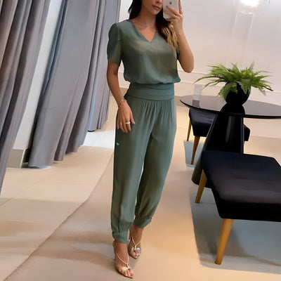 Daphne – Stilvolles und modisches Outfit 