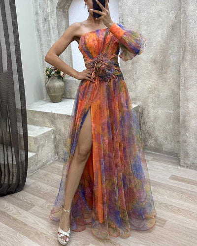 Cecelia – Raffiniertes Schlitzkleid 
