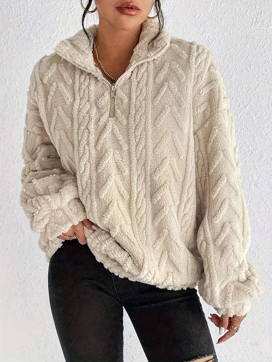 Aila – Flauschiger Pullover mit Reißverschluss 