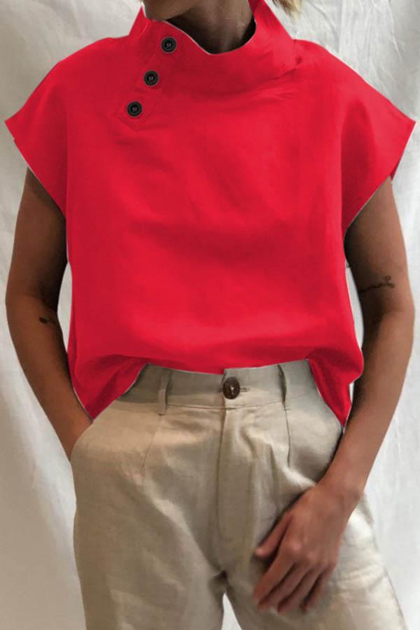 Lowella – Bluse mit hohem Kragen und Knöpfen 