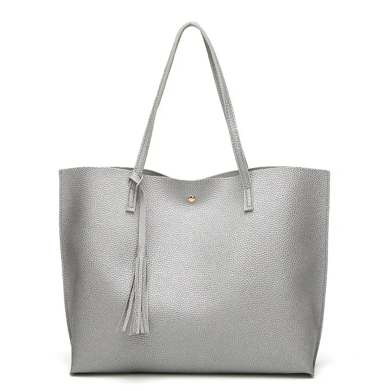 Istar – Schultertasche aus weichem Leder 