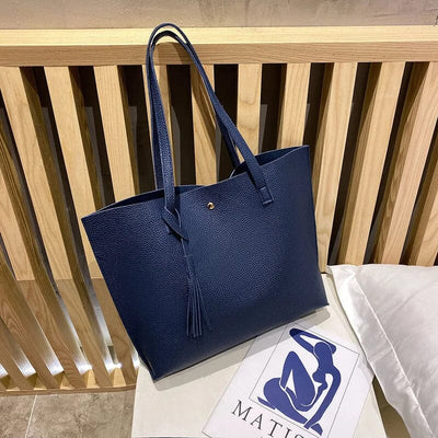 Istar – Schultertasche aus weichem Leder 