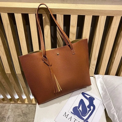 Istar – Schultertasche aus weichem Leder 