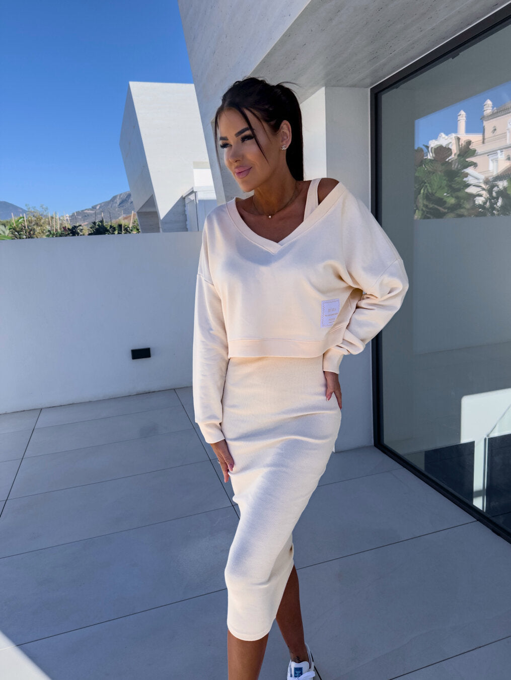 Mireille – Stylisches Set aus Sweatshirt und Kleid 