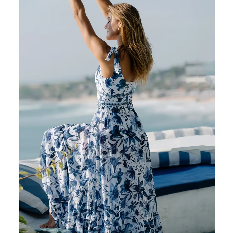 Cary – Einteiliger Badeanzug mit V-Ausschnitt und Blumenmuster 