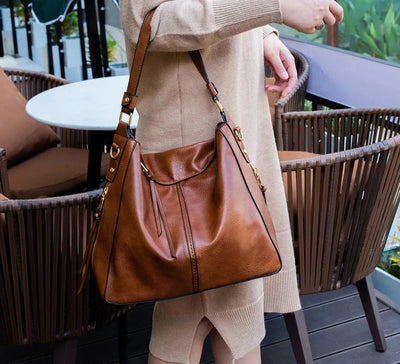 Karmen – Hobo-Tasche aus Leder 