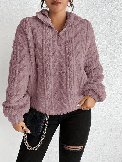 Aila – Flauschiger Pullover mit Reißverschluss 