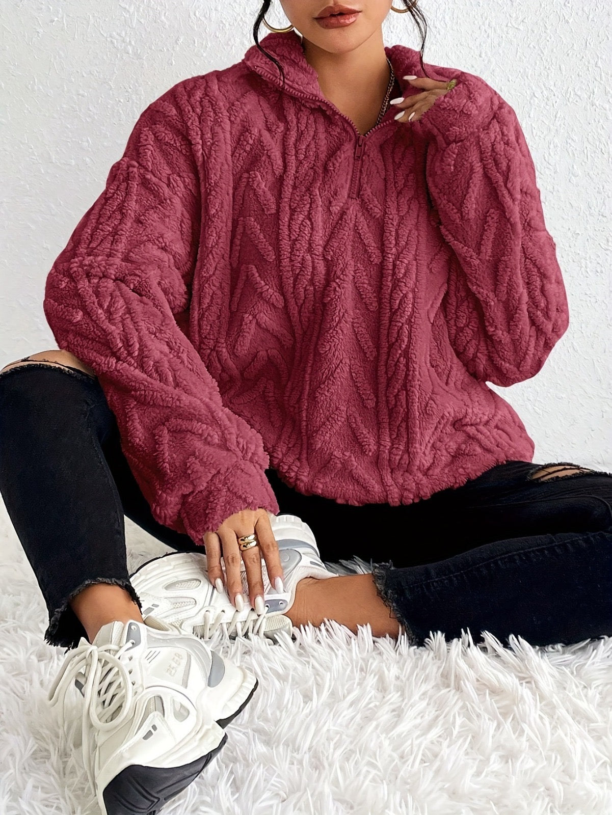 Aila – Flauschiger Pullover mit Reißverschluss 